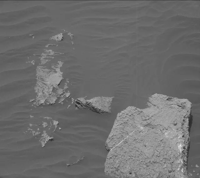 Sol 1636: Mast Camera (Mastcam)