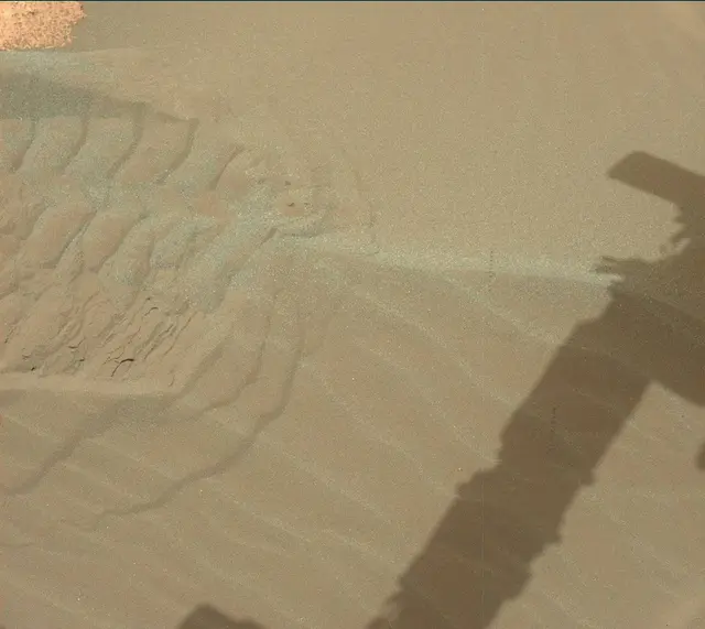 Sol 1637: Mast Camera (Mastcam)