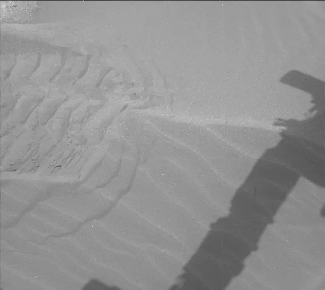 Sol 1637: Mast Camera (Mastcam)