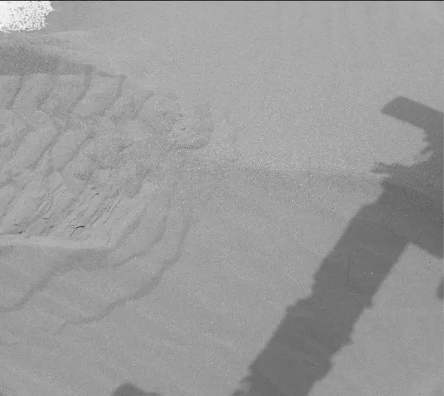 Sol 1637: Mast Camera (Mastcam)