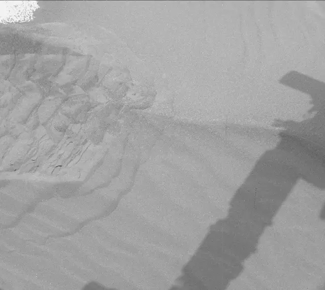 Sol 1637: Mast Camera (Mastcam)