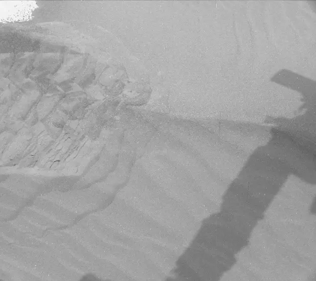 Sol 1637: Mast Camera (Mastcam)