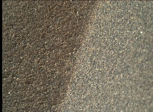 Sol 1637: Mars Hand Lens Imager (MAHLI)