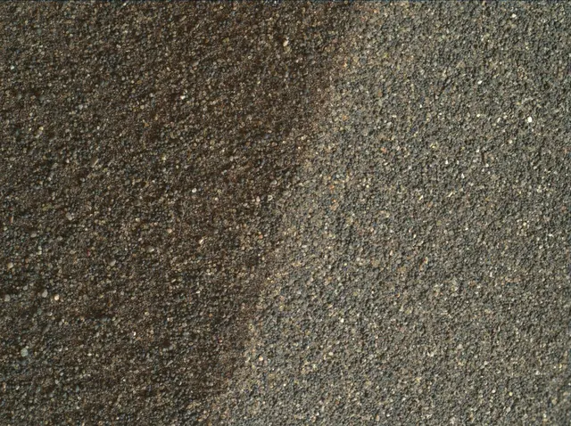 Sol 1637: Mars Hand Lens Imager (MAHLI)