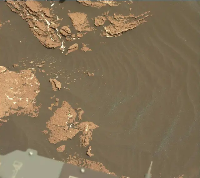 Sol 1639: Mast Camera (Mastcam)