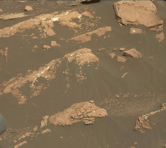 Sol 1639: Mast Camera (Mastcam)