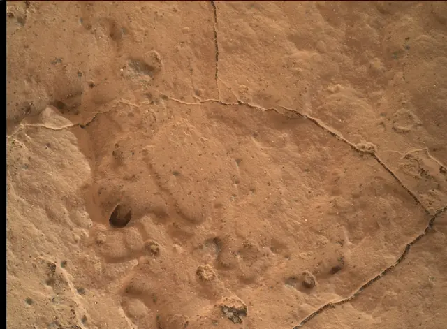 Sol 1640: Mars Hand Lens Imager (MAHLI)