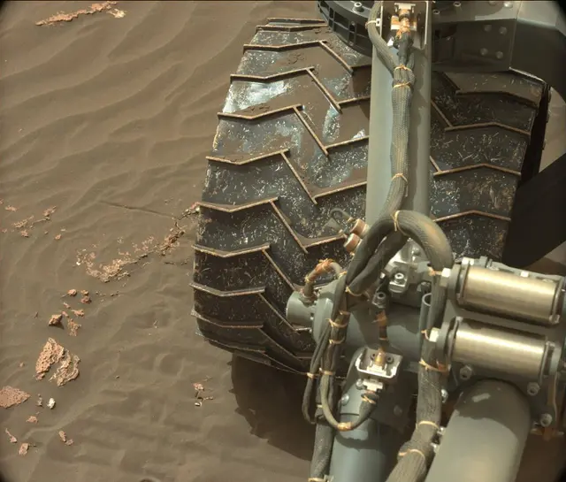 Sol 1641: Mast Camera (Mastcam)