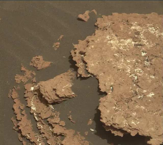 Sol 1641: Mast Camera (Mastcam)