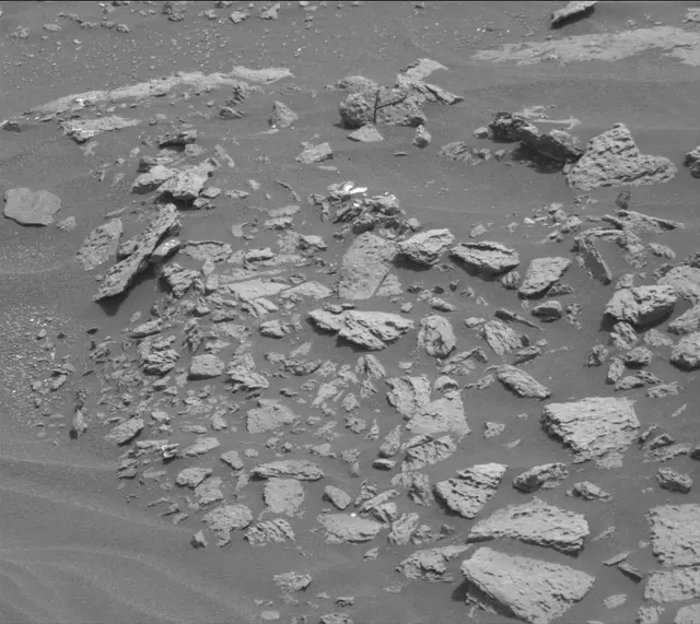 Sol 1641: Mast Camera (Mastcam)