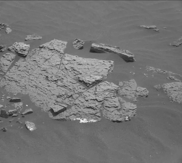 Sol 1641: Mast Camera (Mastcam)
