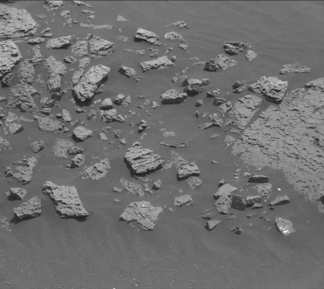 Sol 1641: Mast Camera (Mastcam)