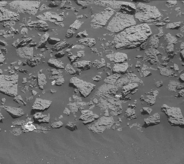 Sol 1641: Mast Camera (Mastcam)
