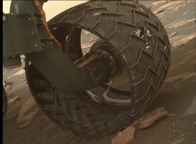 Sol 1641: Mars Hand Lens Imager (MAHLI)