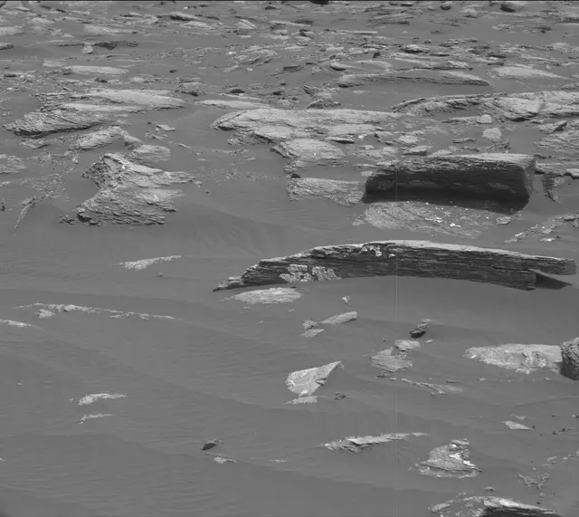Sol 1642: Mast Camera (Mastcam)