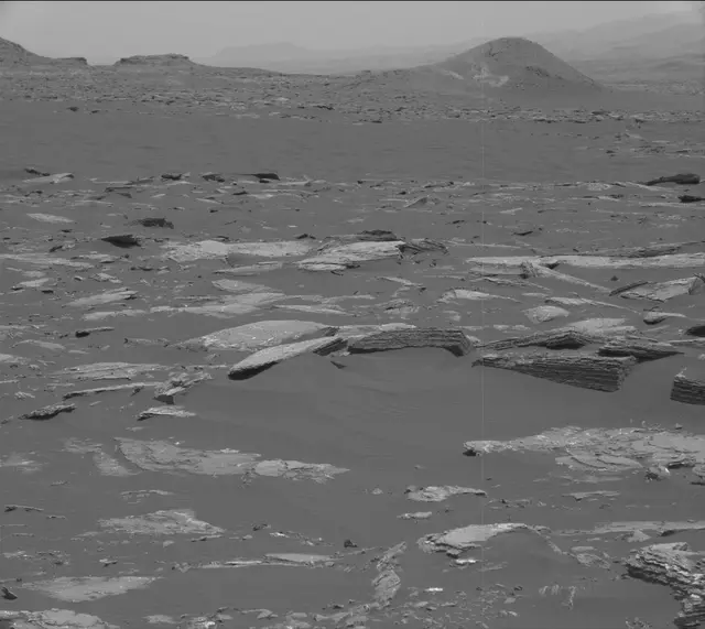 Sol 1643: Mast Camera (Mastcam)