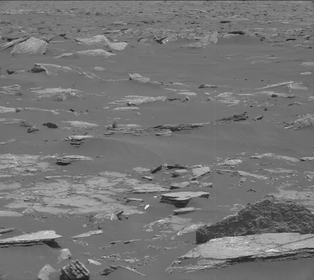 Sol 1643: Mast Camera (Mastcam)