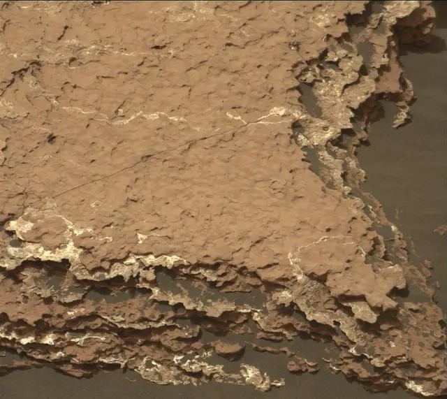 Sol 1646: Mast Camera (Mastcam)