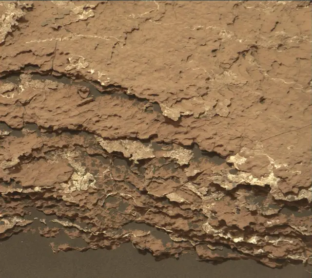 Sol 1646: Mast Camera (Mastcam)