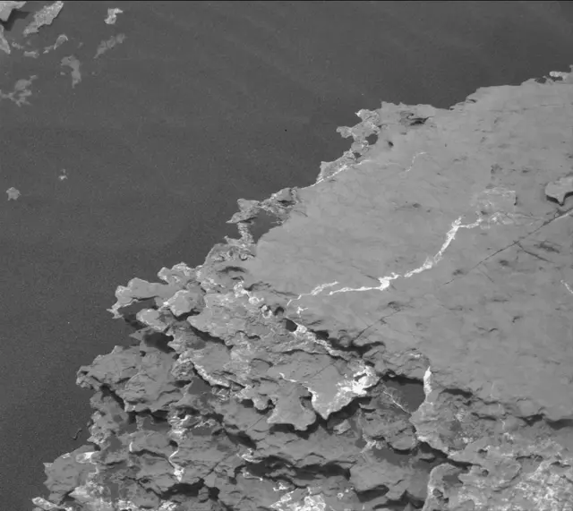 Sol 1646: Mast Camera (Mastcam)