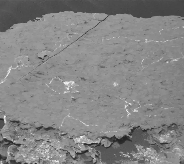 Sol 1646: Mast Camera (Mastcam)
