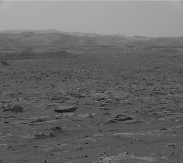 Sol 1647: Mast Camera (Mastcam)