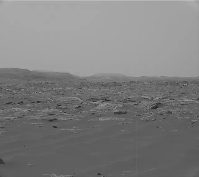 Sol 1647: Mast Camera (Mastcam)
