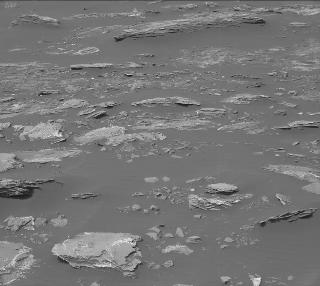 Sol 1647: Mast Camera (Mastcam)