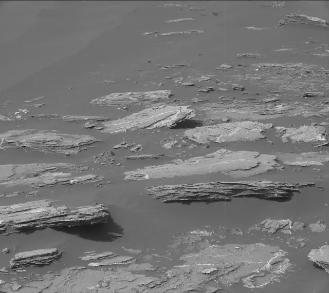 Sol 1647: Mast Camera (Mastcam)