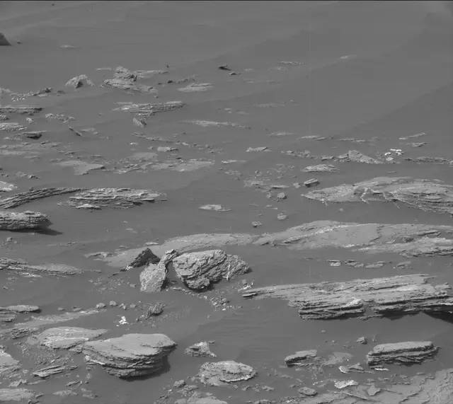 Sol 1647: Mast Camera (Mastcam)