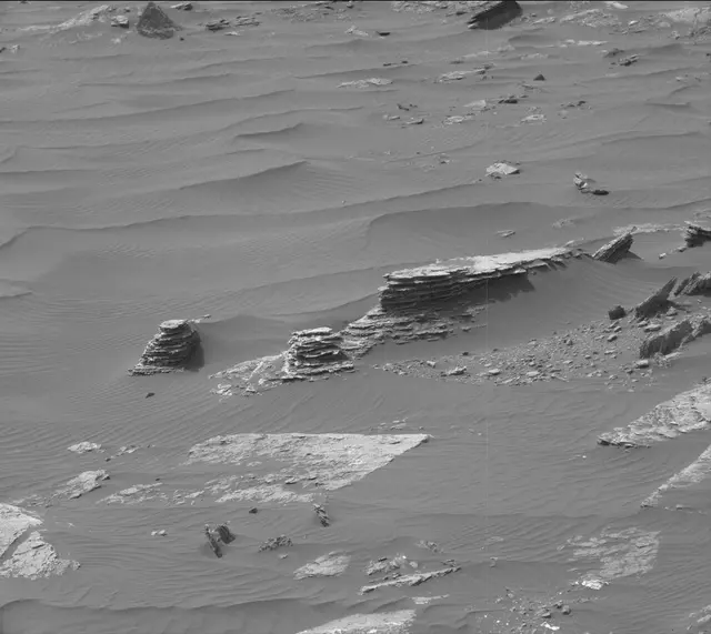 Sol 1647: Mast Camera (Mastcam)