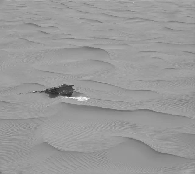 Sol 1647: Mast Camera (Mastcam)