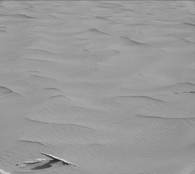 Sol 1647: Mast Camera (Mastcam)