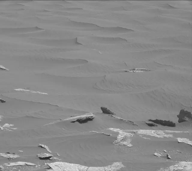 Sol 1647: Mast Camera (Mastcam)
