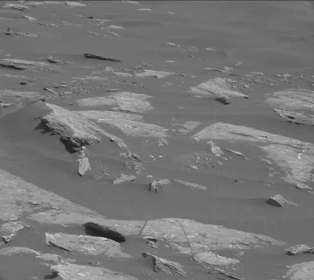 Sol 1647: Mast Camera (Mastcam)