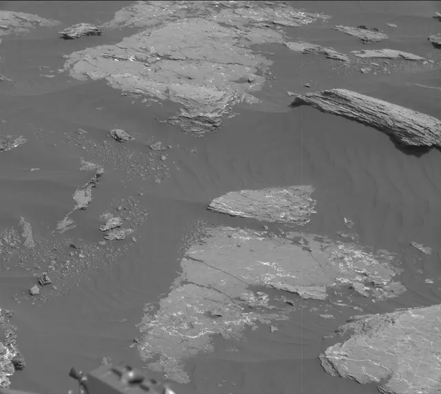 Sol 1647: Mast Camera (Mastcam)