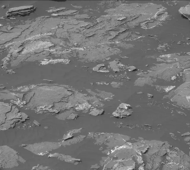 Sol 1647: Mast Camera (Mastcam)