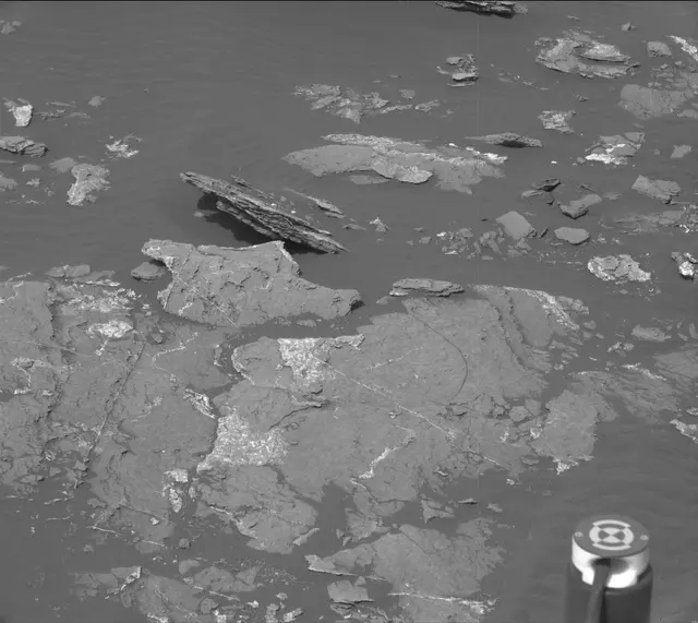 Sol 1647: Mast Camera (Mastcam)