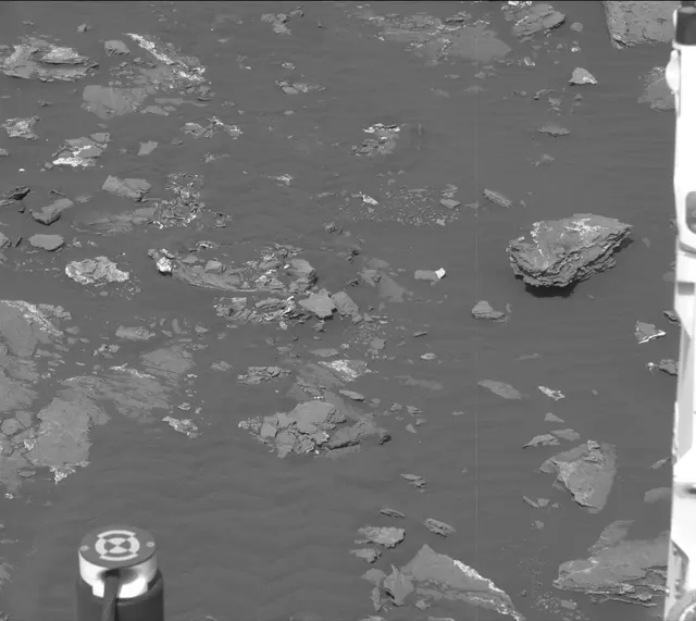 Sol 1647: Mast Camera (Mastcam)