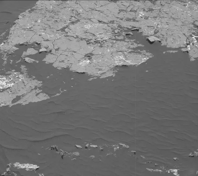Sol 1647: Mast Camera (Mastcam)