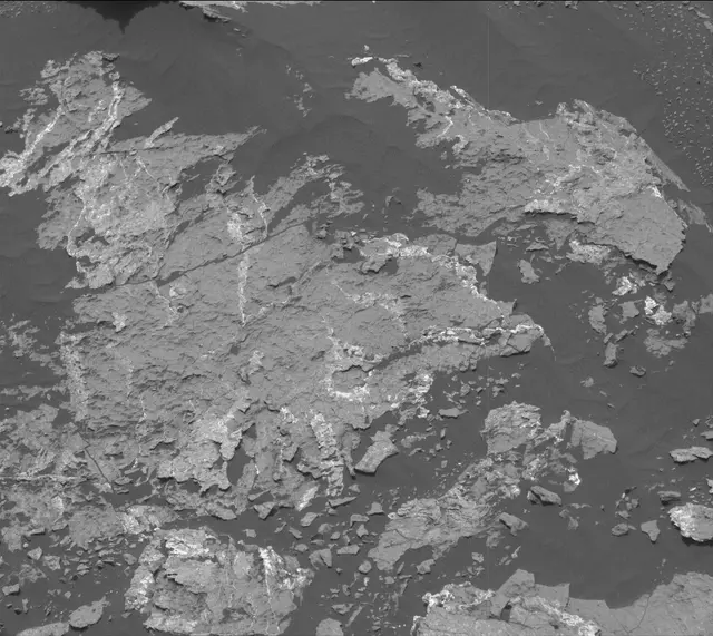 Sol 1647: Mast Camera (Mastcam)