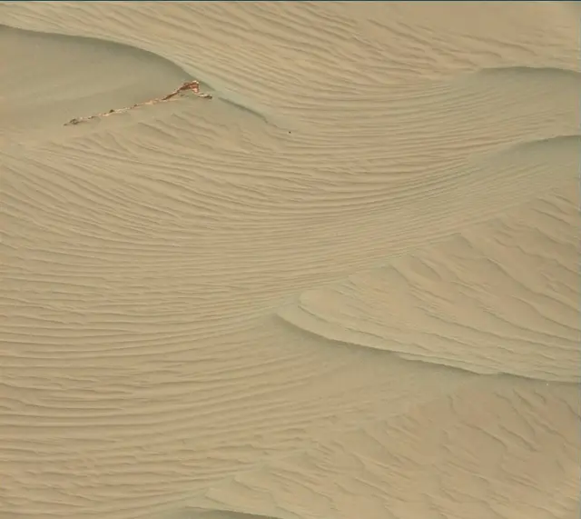 Sol 1647: Mast Camera (Mastcam)