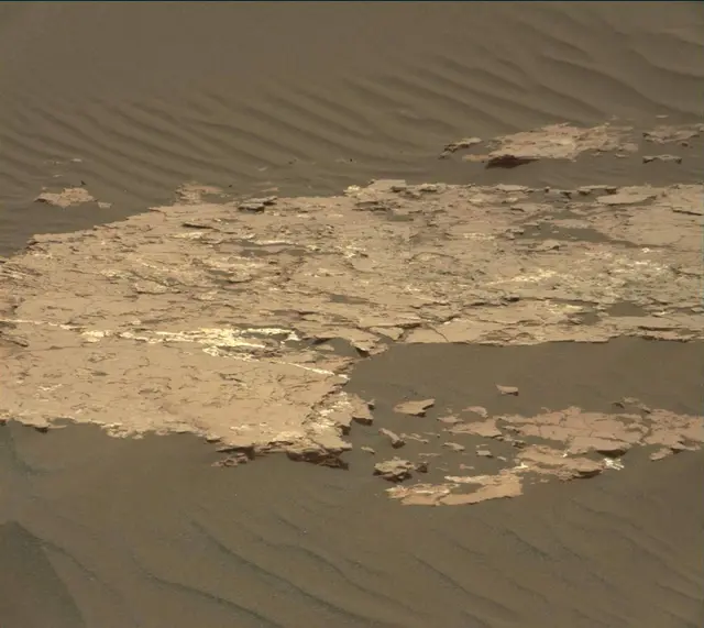 Sol 1647: Mast Camera (Mastcam)