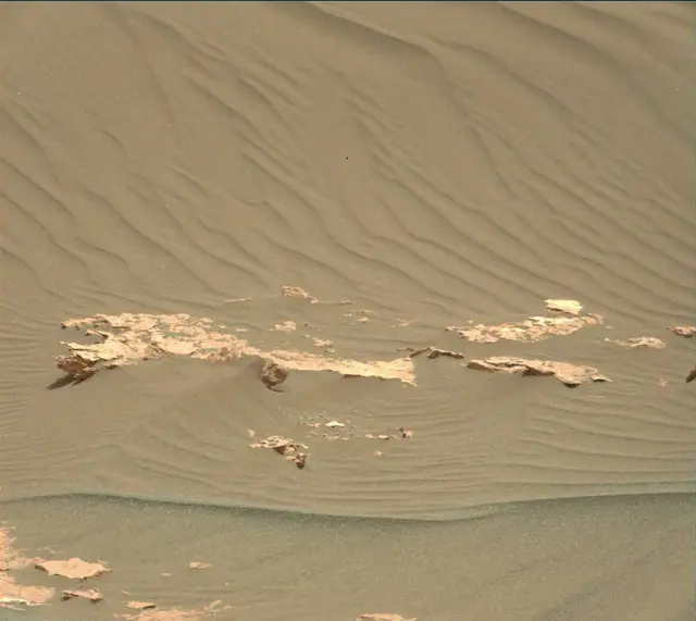 Sol 1647: Mast Camera (Mastcam)