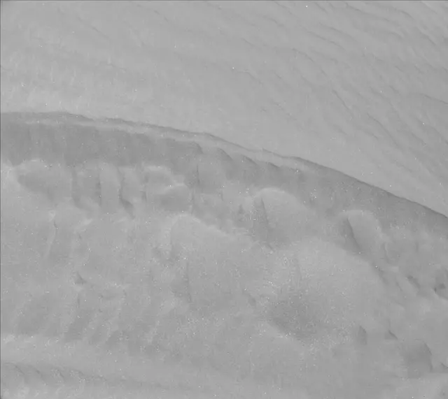Sol 1652: Mast Camera (Mastcam)