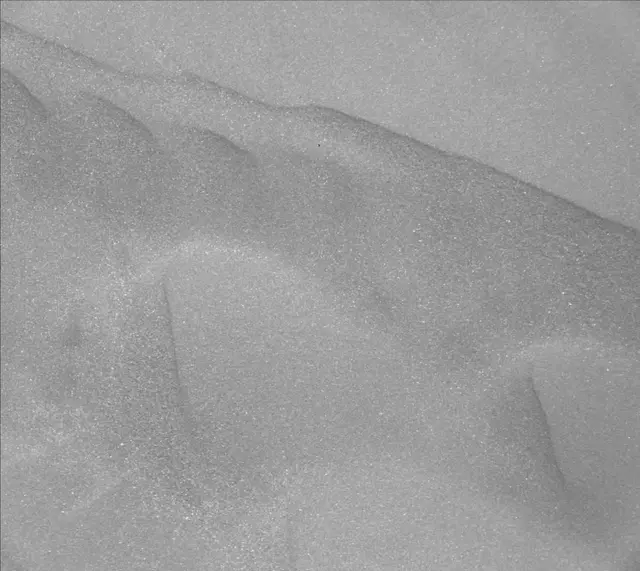 Sol 1652: Mast Camera (Mastcam)