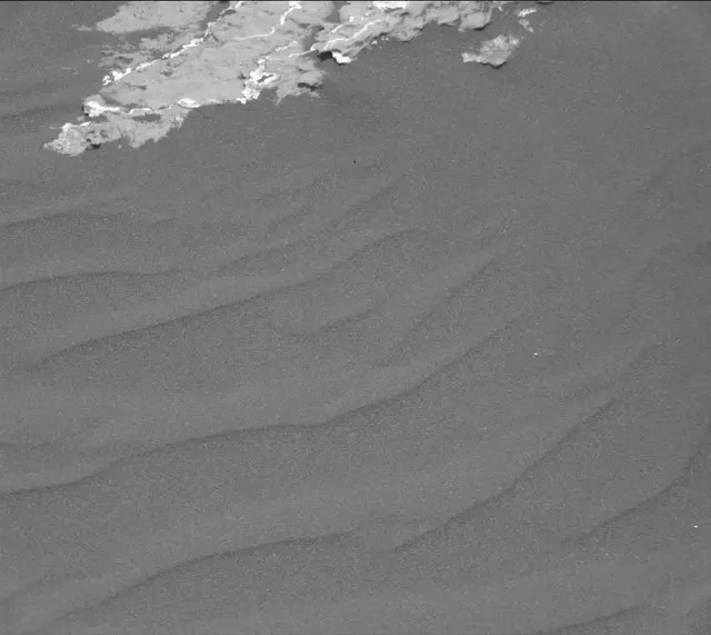Sol 1653: Mast Camera (Mastcam)
