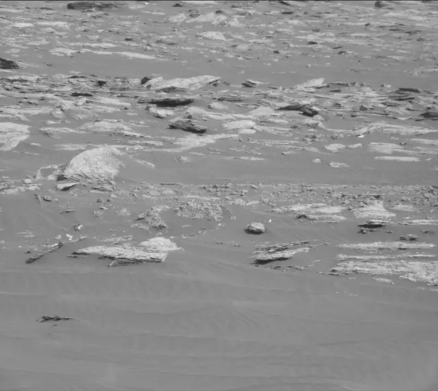 Sol 1653: Mast Camera (Mastcam)