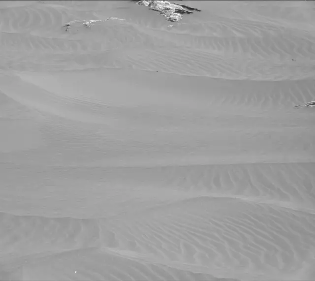 Sol 1653: Mast Camera (Mastcam)