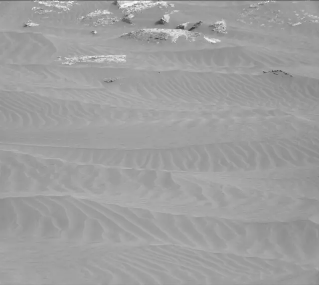 Sol 1653: Mast Camera (Mastcam)